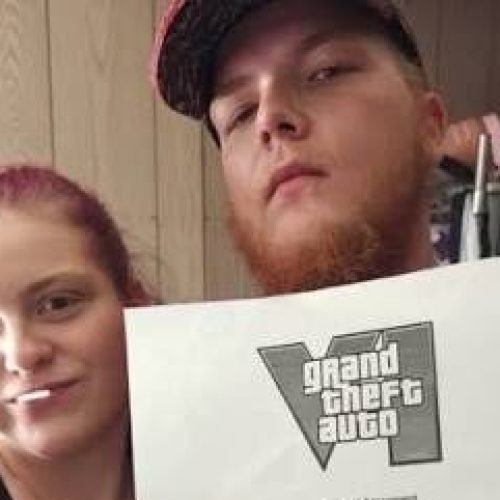 Casal viraliza ao criar “contrato” para garantir maratona de GTA 6 no lançamento